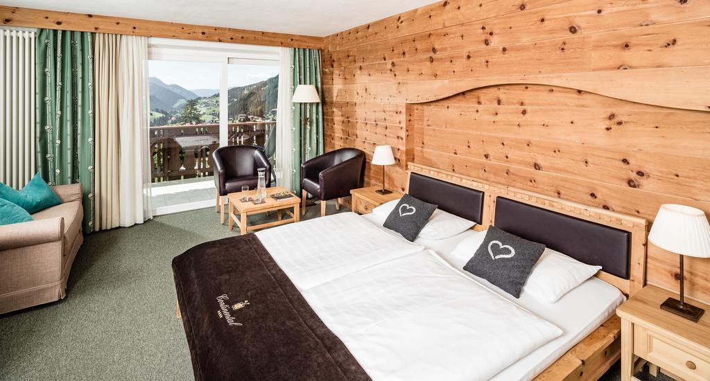 Hotel Continental Dolomites Selva di Val Gardena Exterior photo
